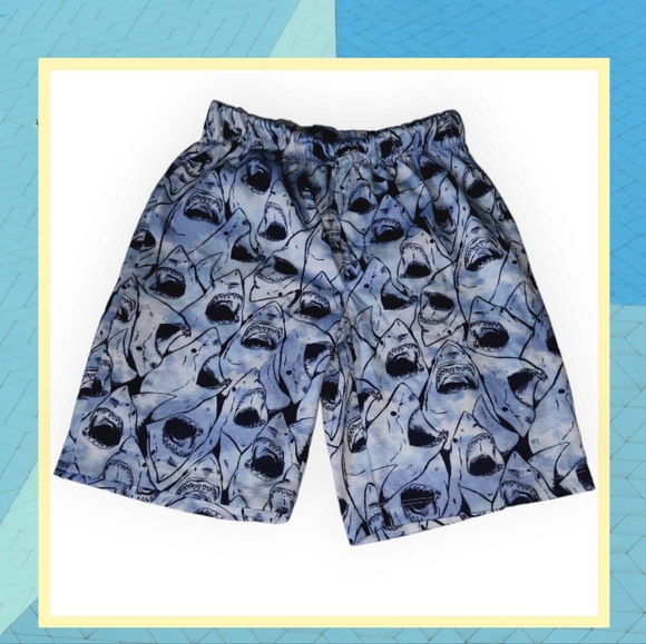 Boys Old Navy 2 piece pj shark set. NWOT. - Picture 3 of 4